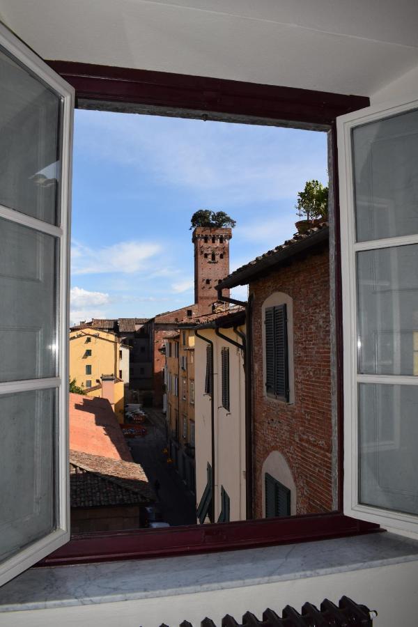 Al Carmine Apartments Towers View With Ac Lucca Kültér fotó